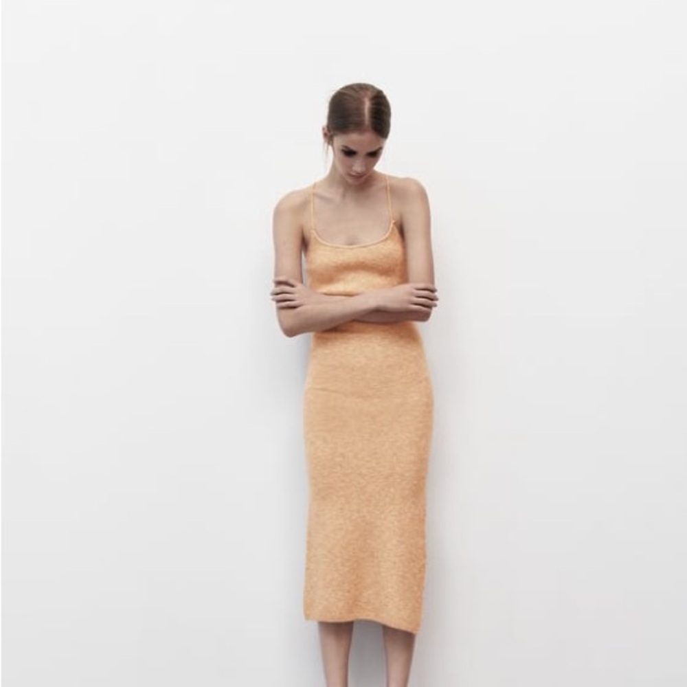 Zara Light Peach Knit Dress with Back Chain Detail Size Large